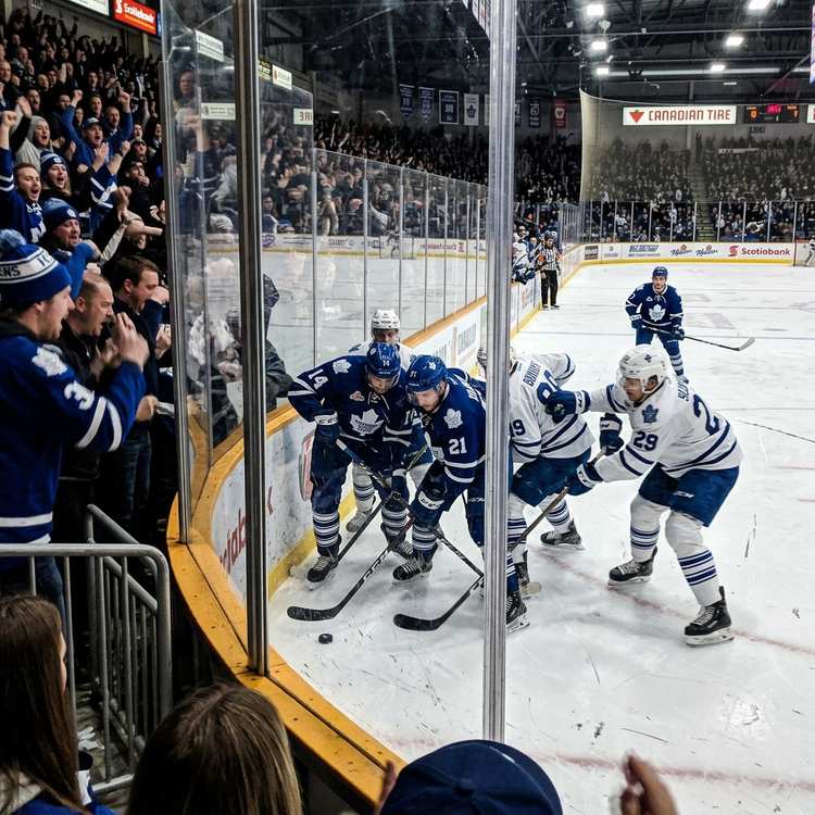 KHL ijshockey wedstrijd fan overzicht